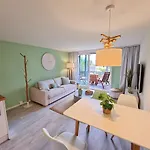 Strandhuesli Directly On Thun アパート *
