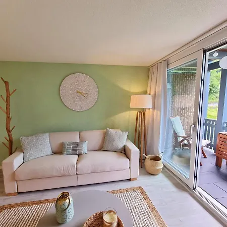 Strandhuesli Directly On Thun