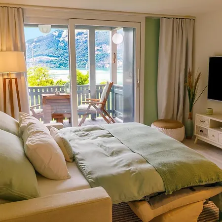 Strandhuesli Directly On Thun