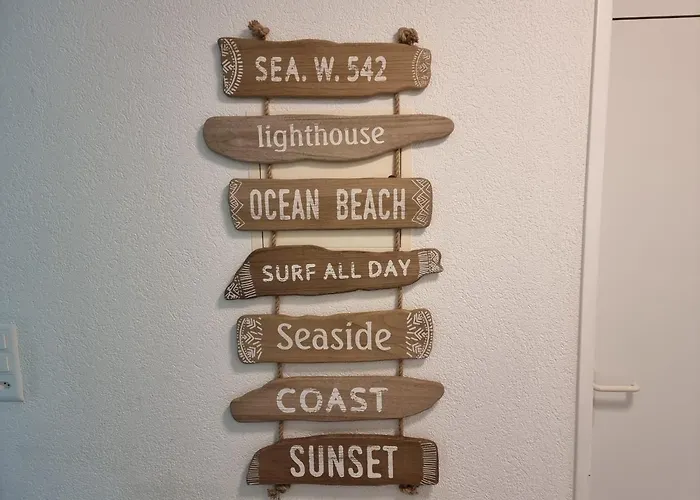 Strandhuesli Directly On Thun * Därligen