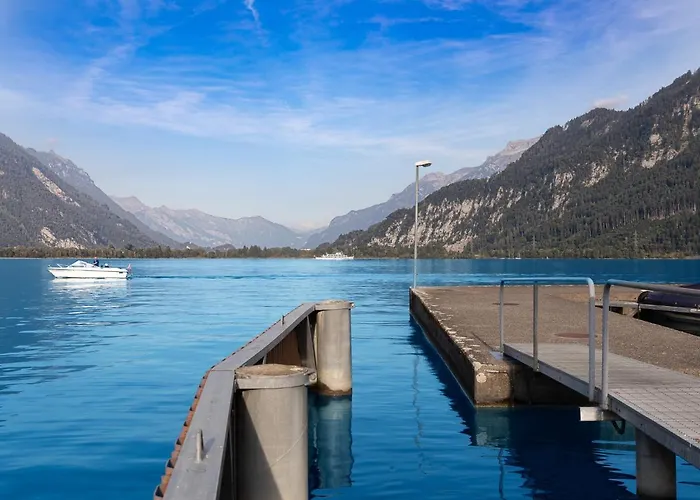 Strandhuesli Directly On Thun * Därligen