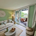 Strandhuesli Directly On Thun شقة *